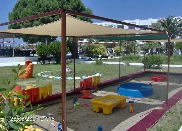 Etap Altinel منتجع 3*